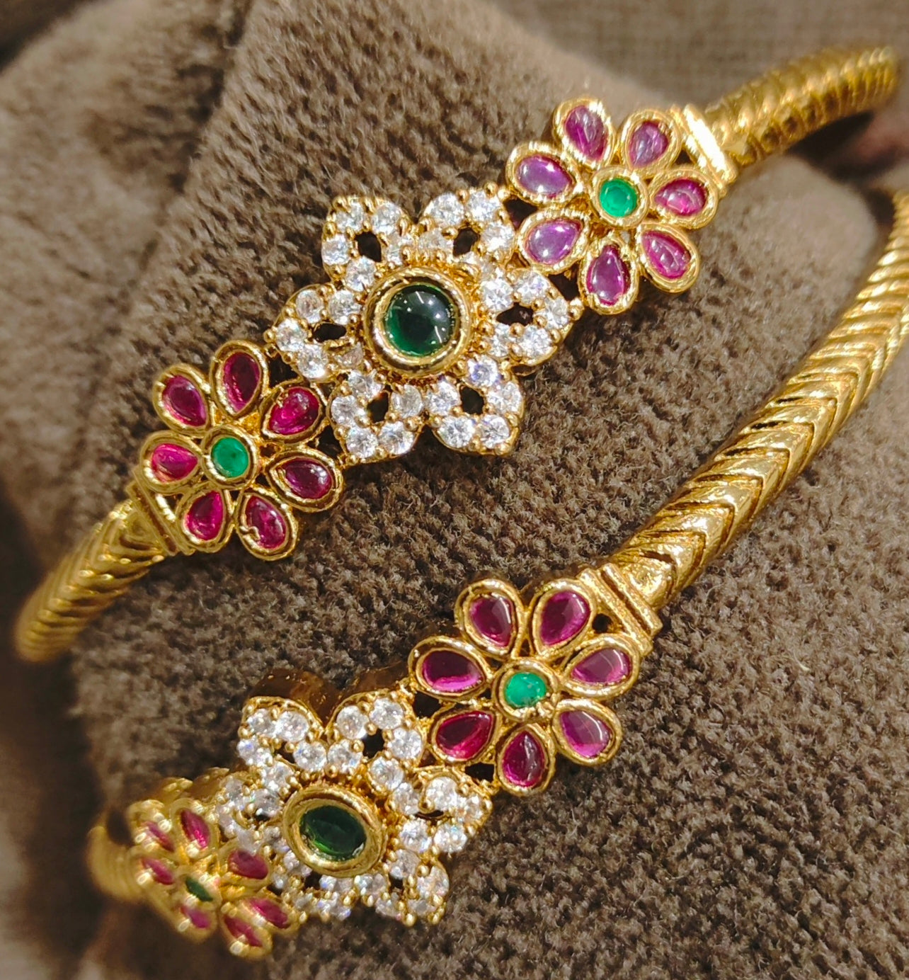 VICTORIAN KADA BANGLES