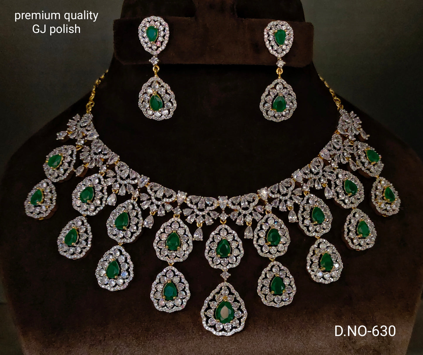 GJ NECKSETS