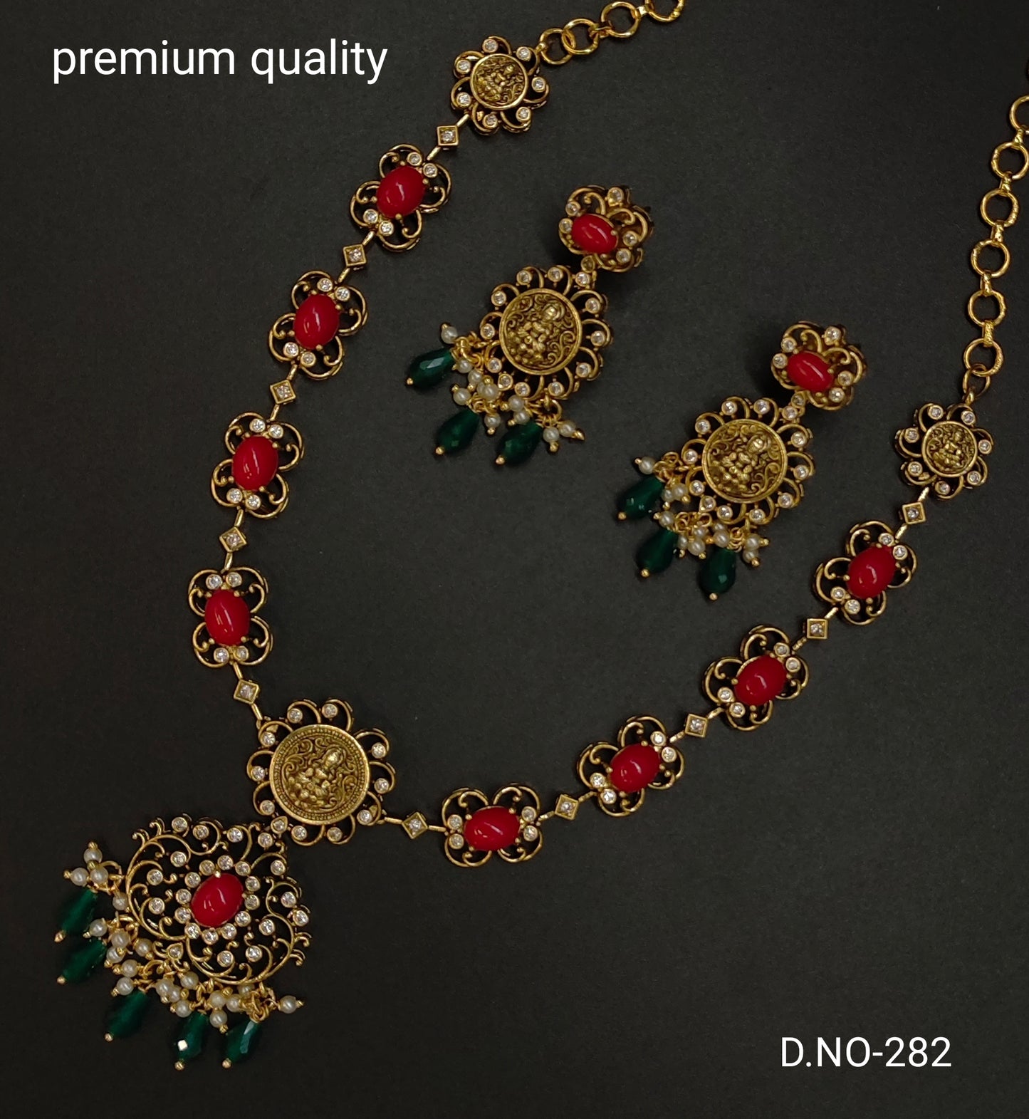CORAL NECKSET