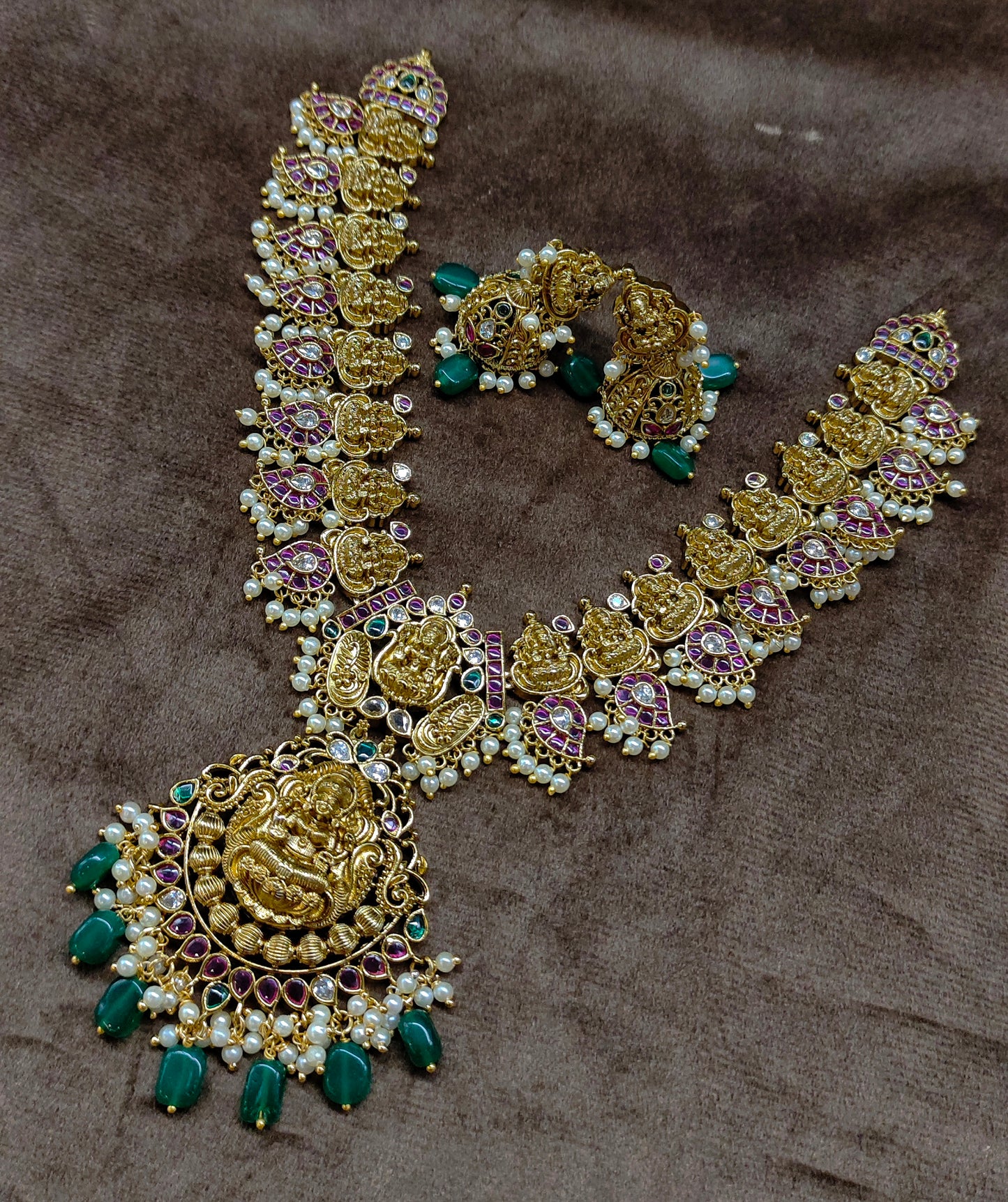 TEMPLE NAKSHI WITH LAXMIDEVI