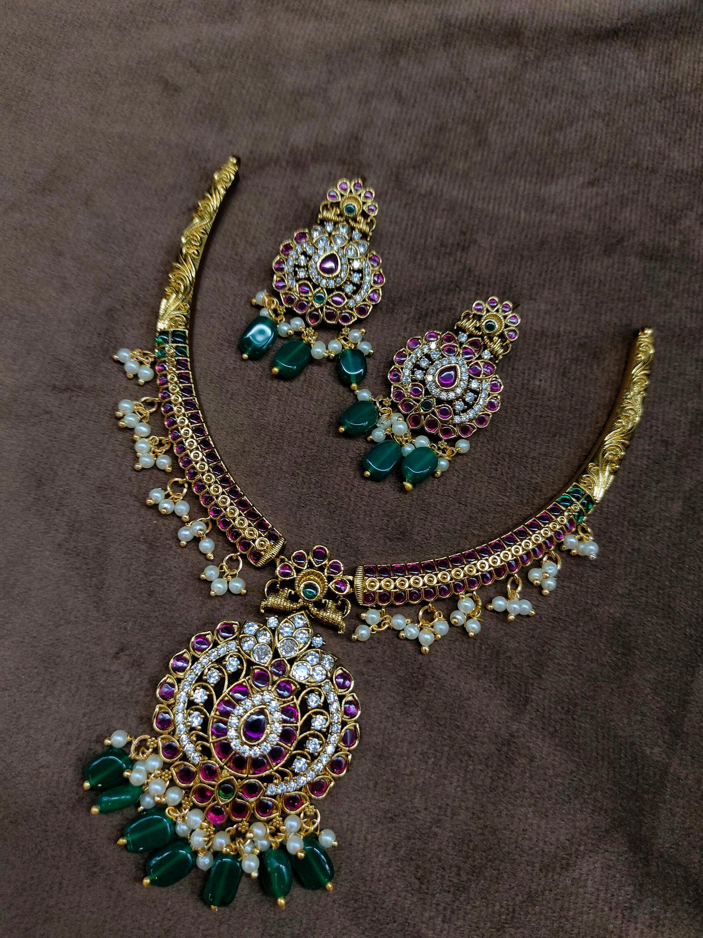 KEMPU KANTI