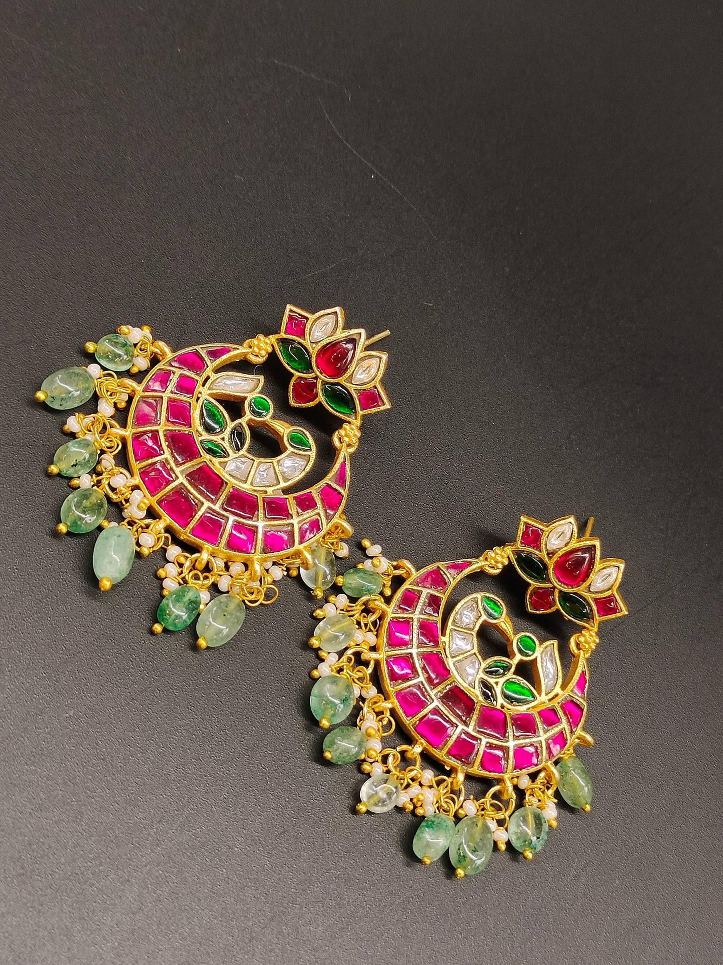 JADAU EARINGS WITH PEACOCK AND LOTUS