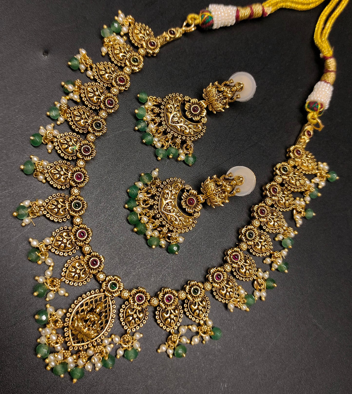 NAKSHI NECKSET