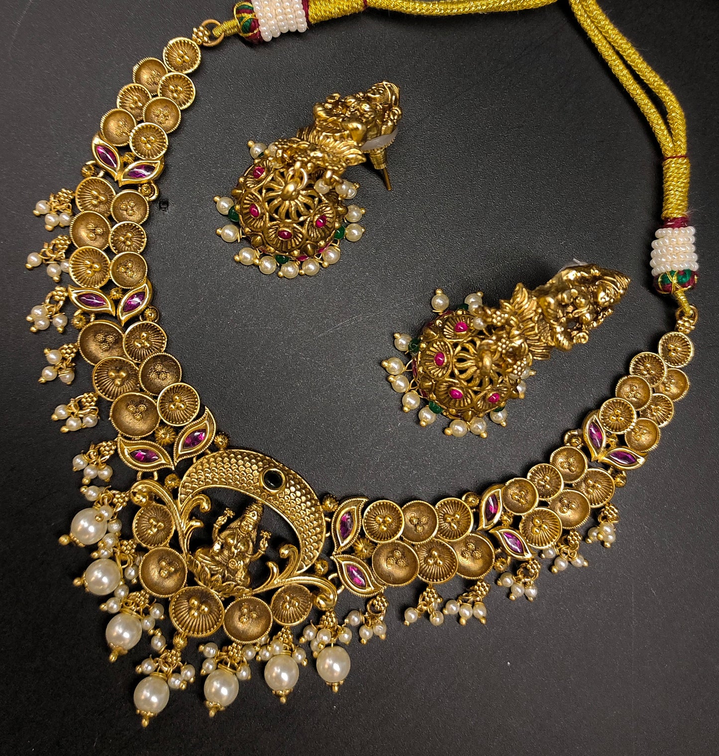 ANTIK NAKSHI NECKSET