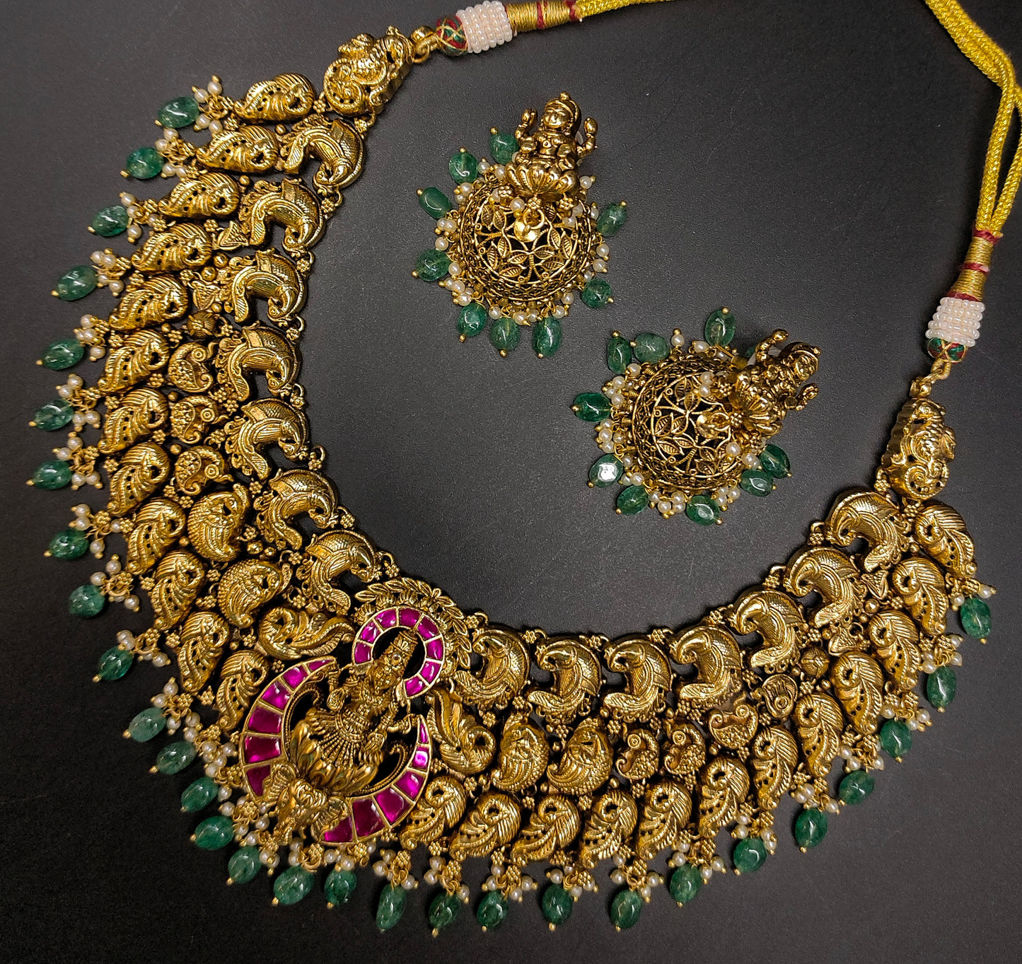 NAKSHI JADAU NECKSET