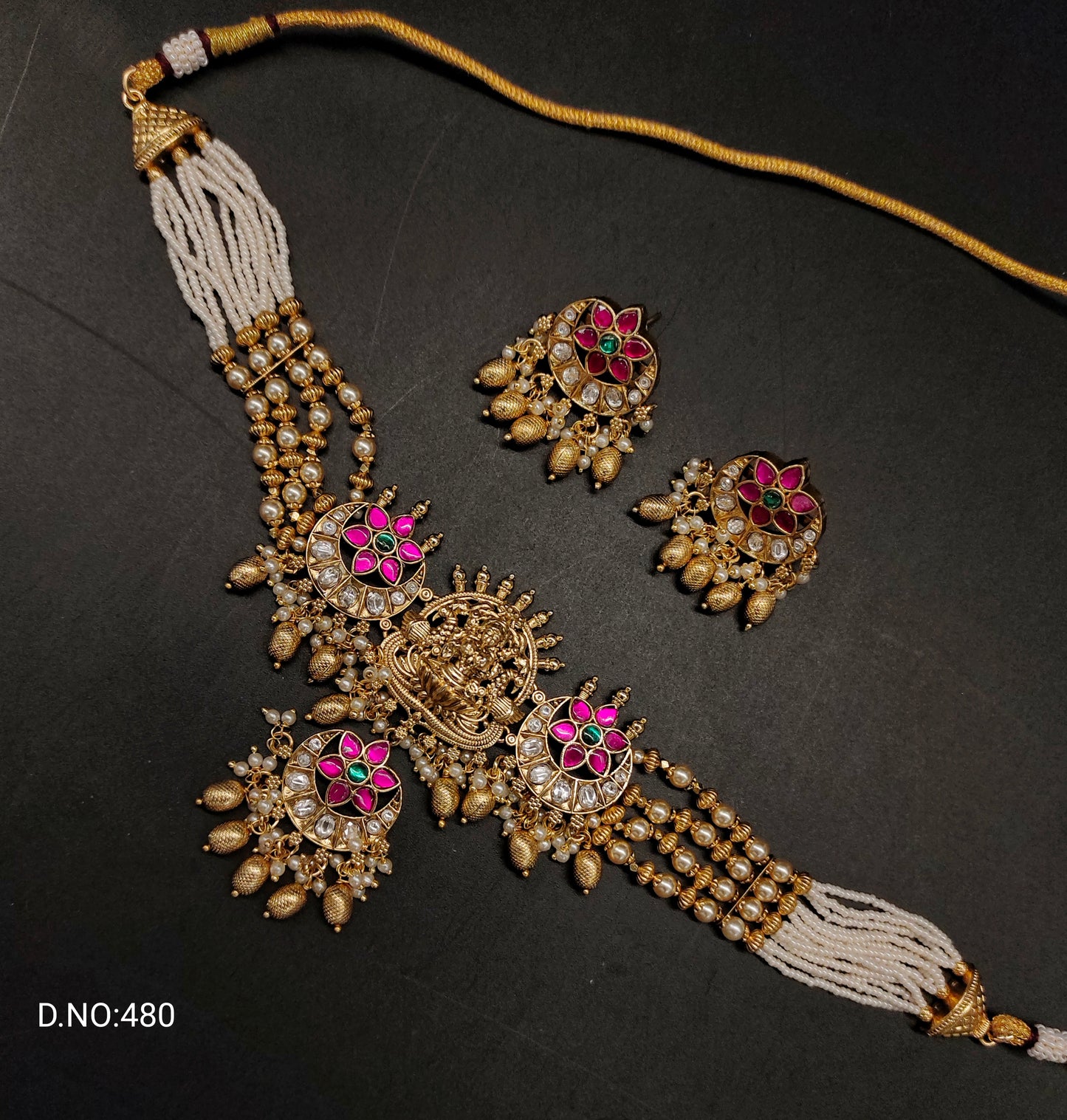 NAKSHI JADAU CHOCKER