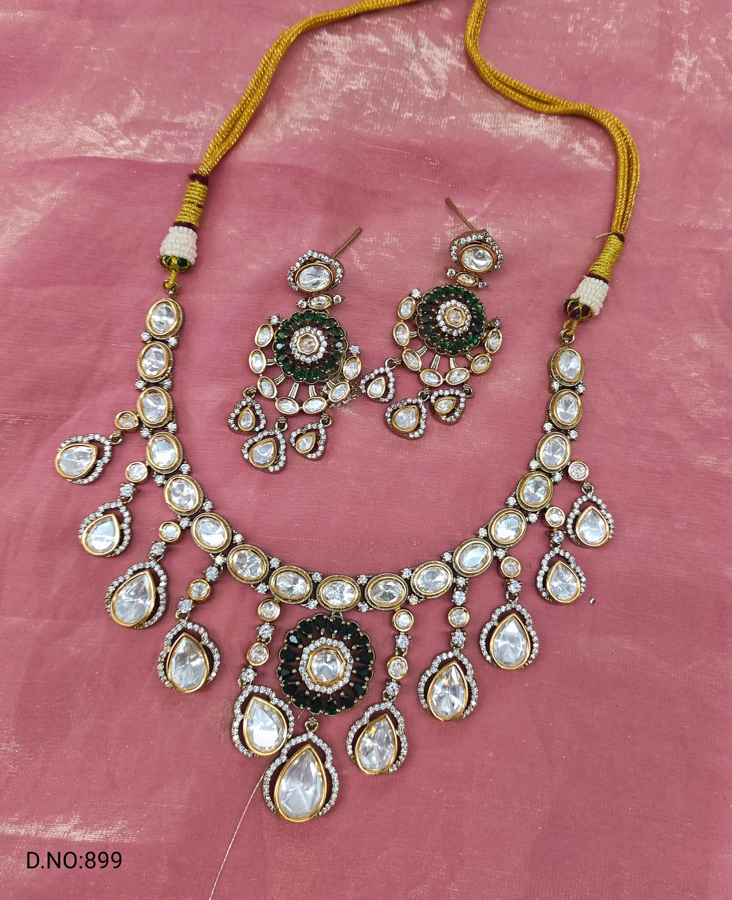 VICTORIAN MOISSANITE NECKSET