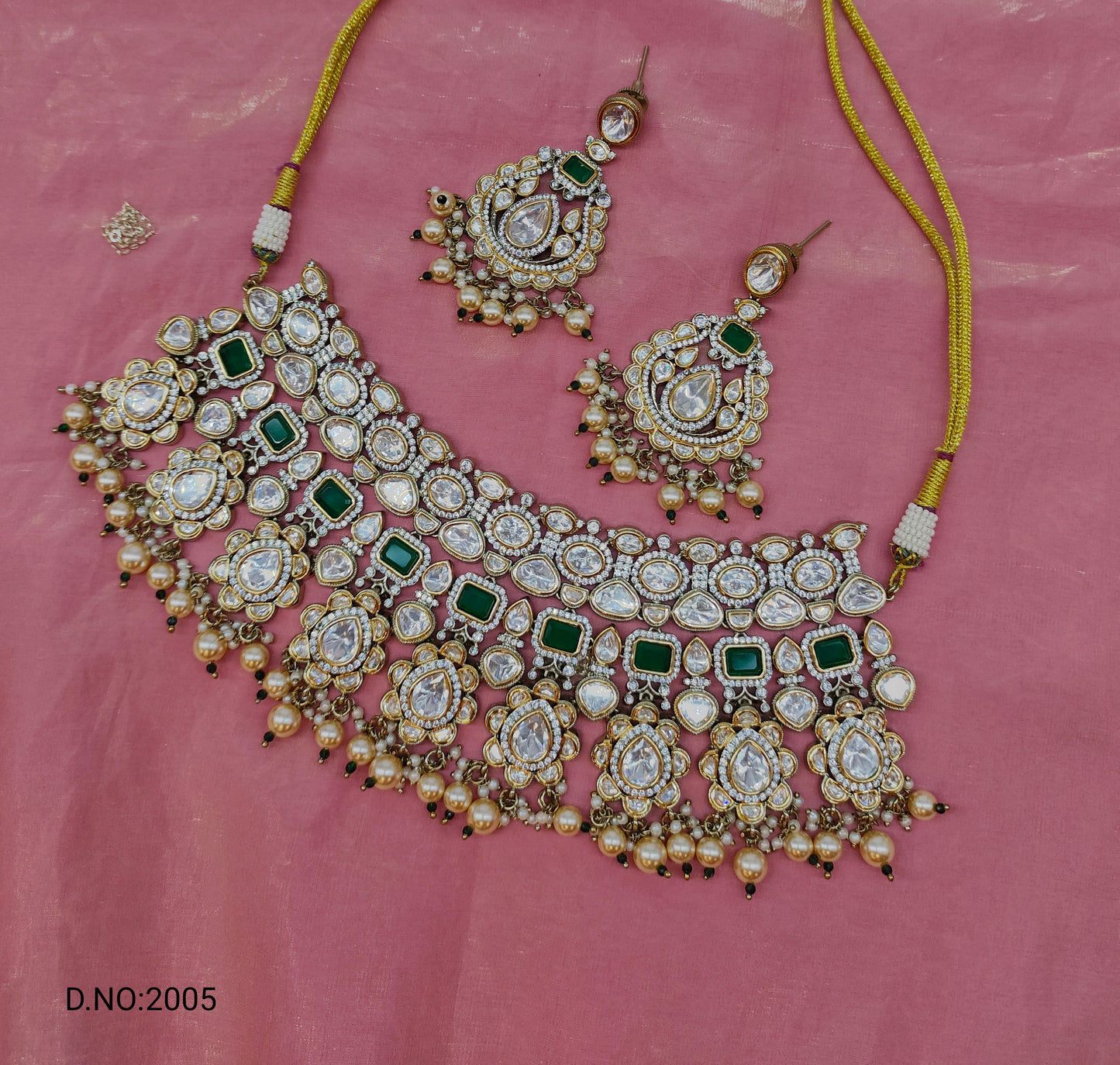 VICTORIAN MOISSANITE CHOCKER