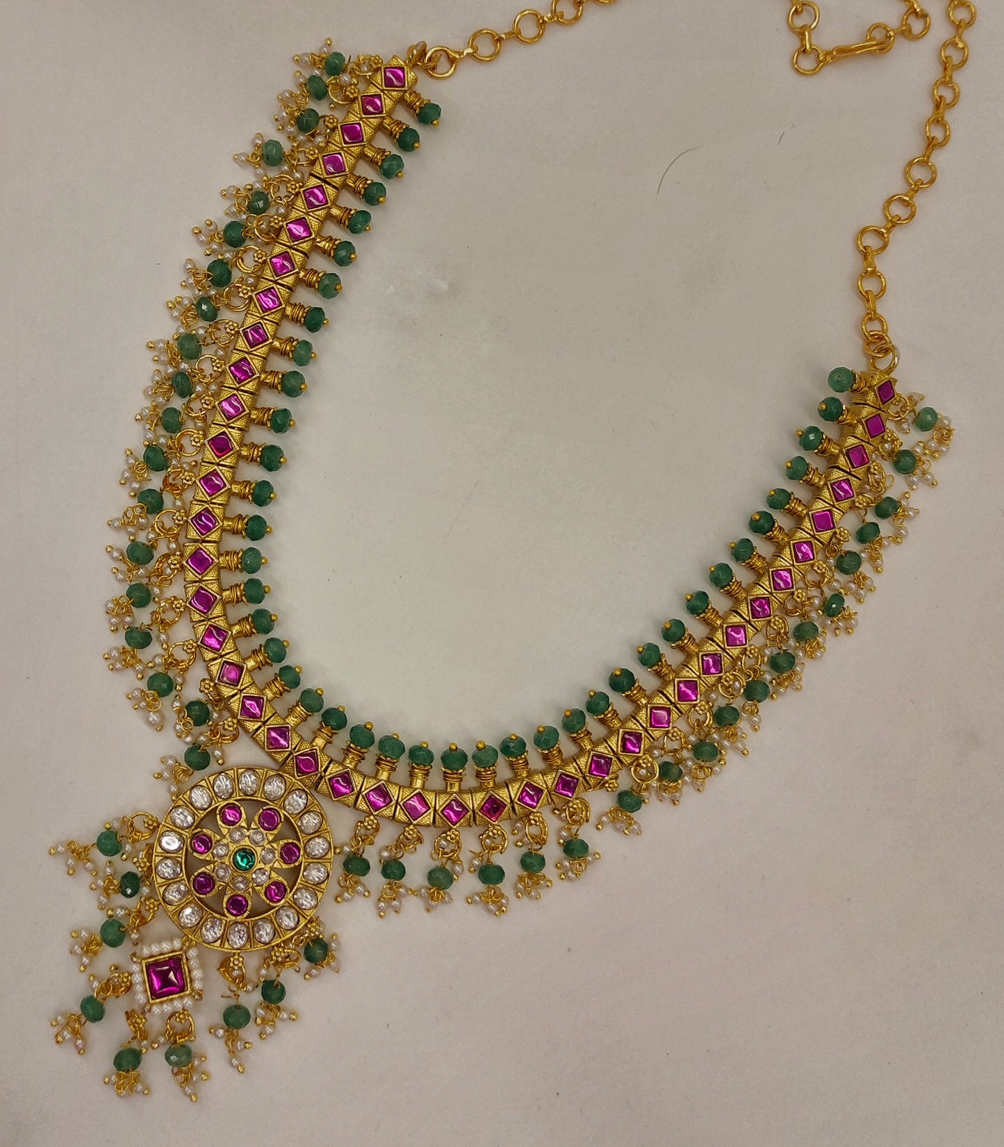 JADAU NECKSET