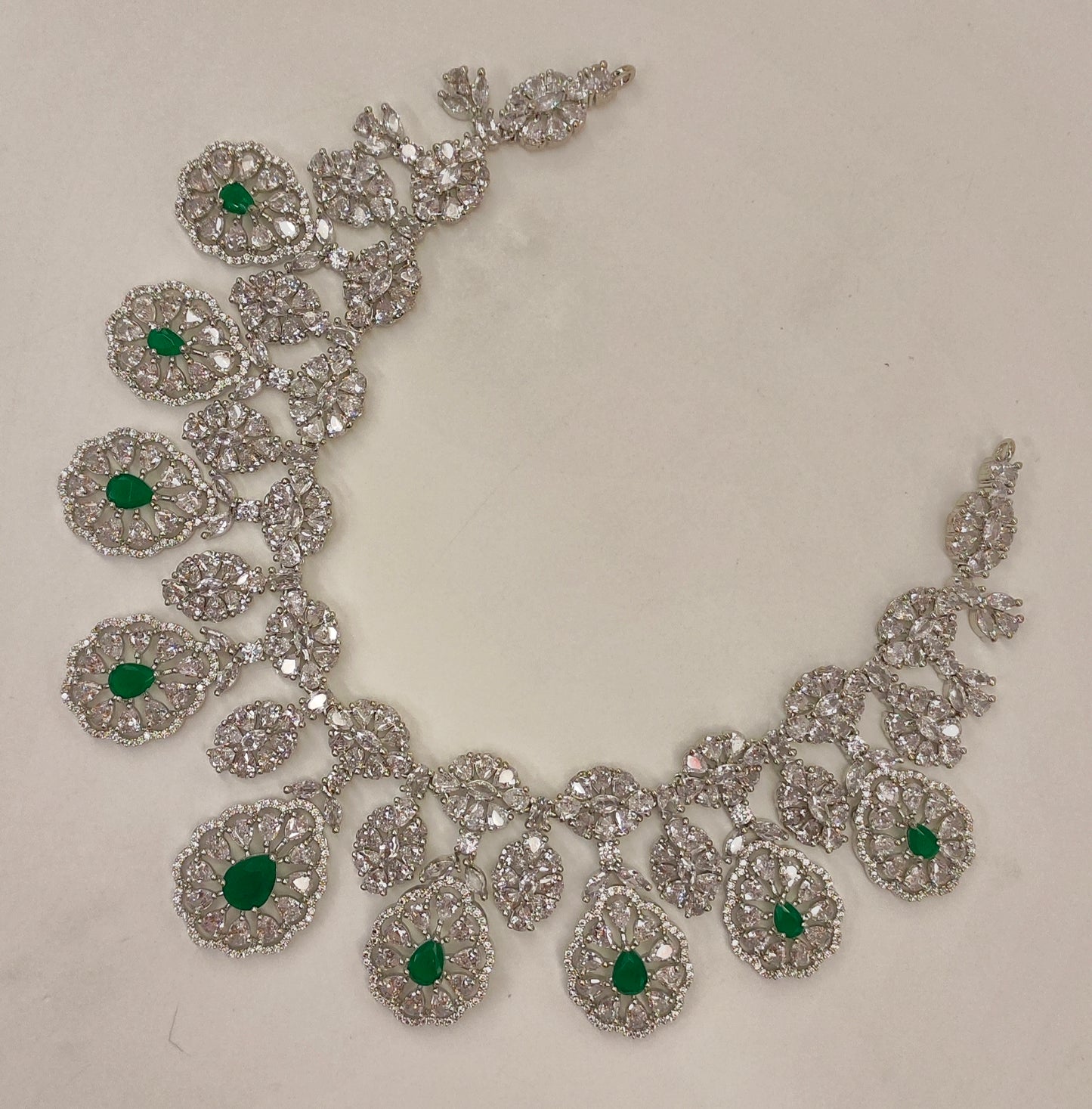 SILVER NECKSET