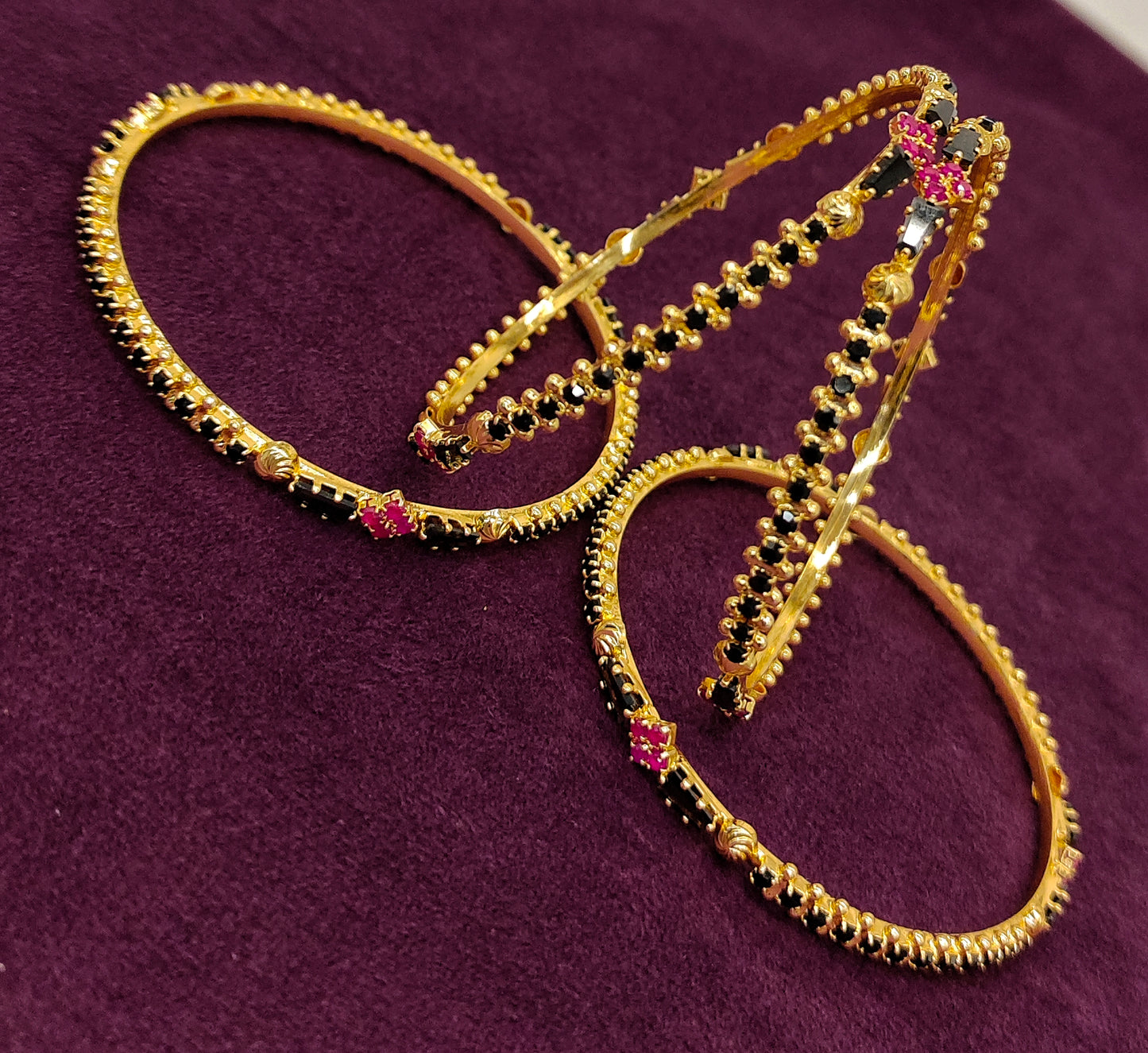 BLACK STONE BANGLES