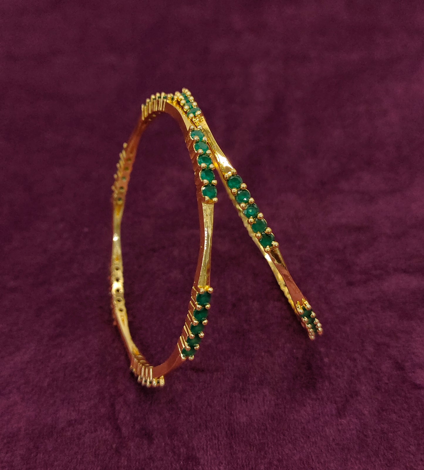 BANGLES