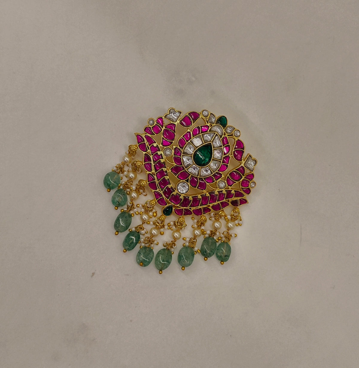 JADAU PENDENT
