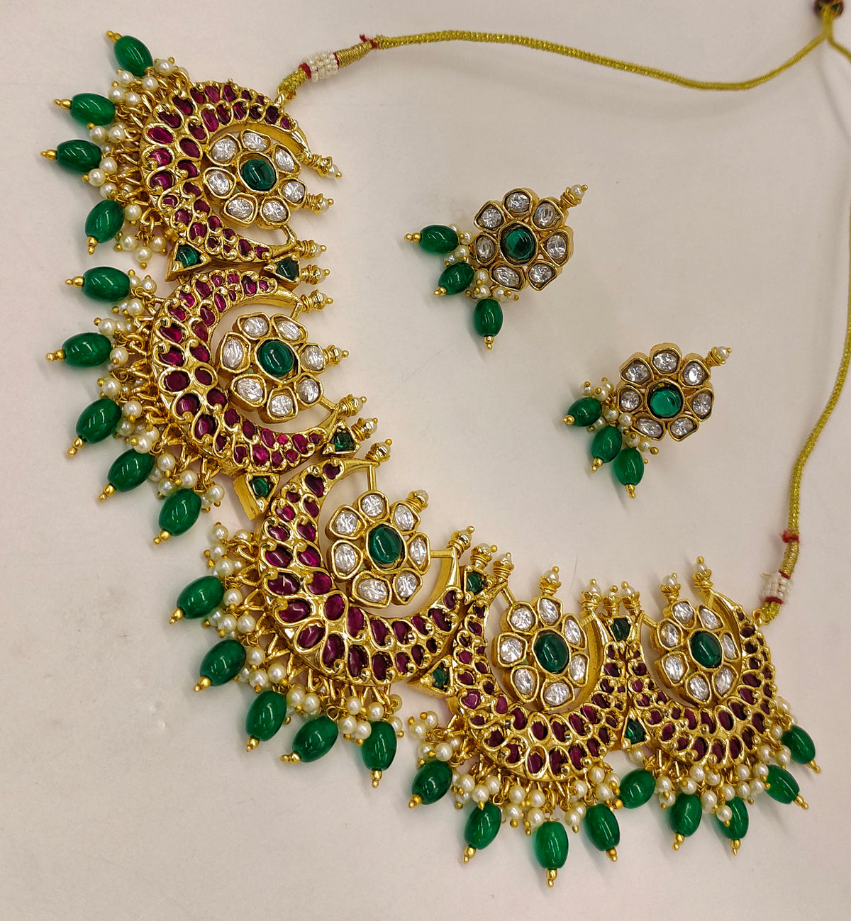 KEMPU CHANDBALI NECKSET