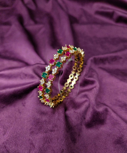 BANGLES