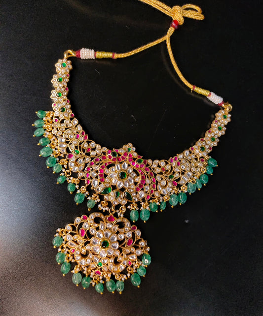 jadau neckset