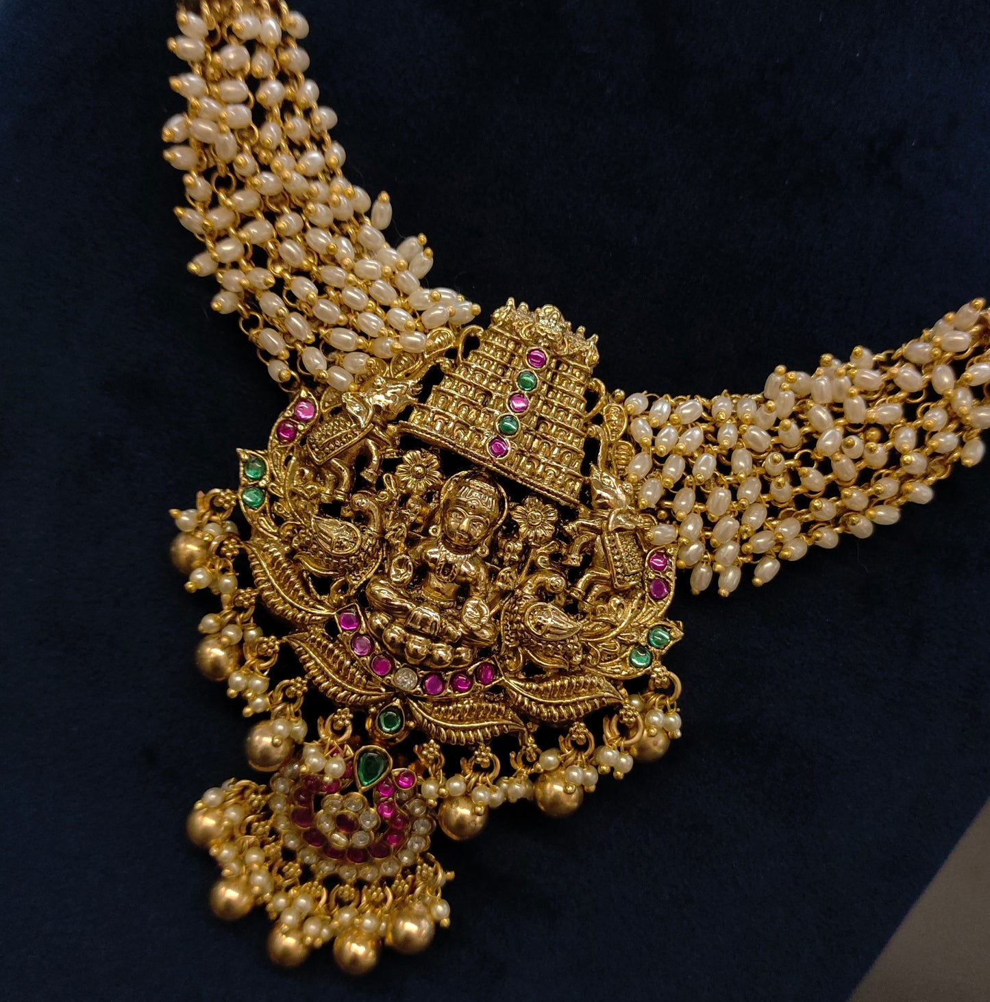 SHORT NAKSHI NECKSET