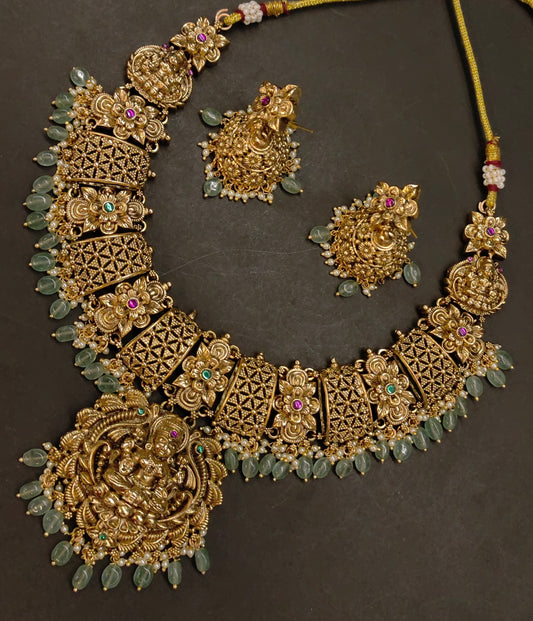 SHORT NAKSHI NECKSET