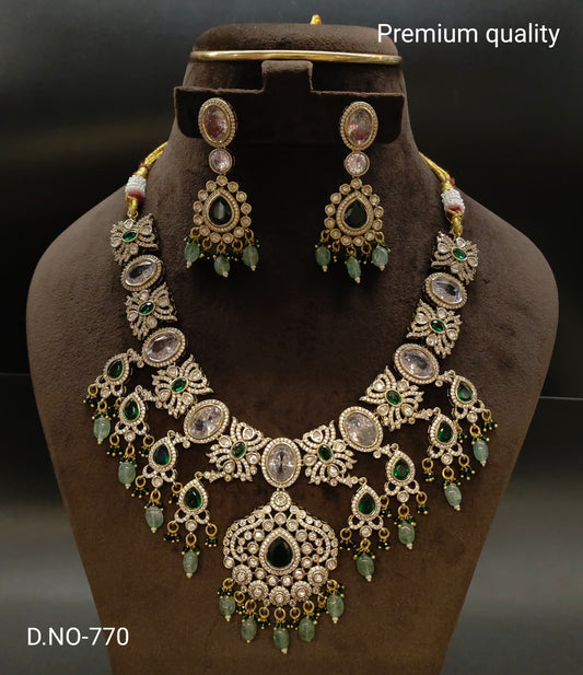 victorian moissanite neckset