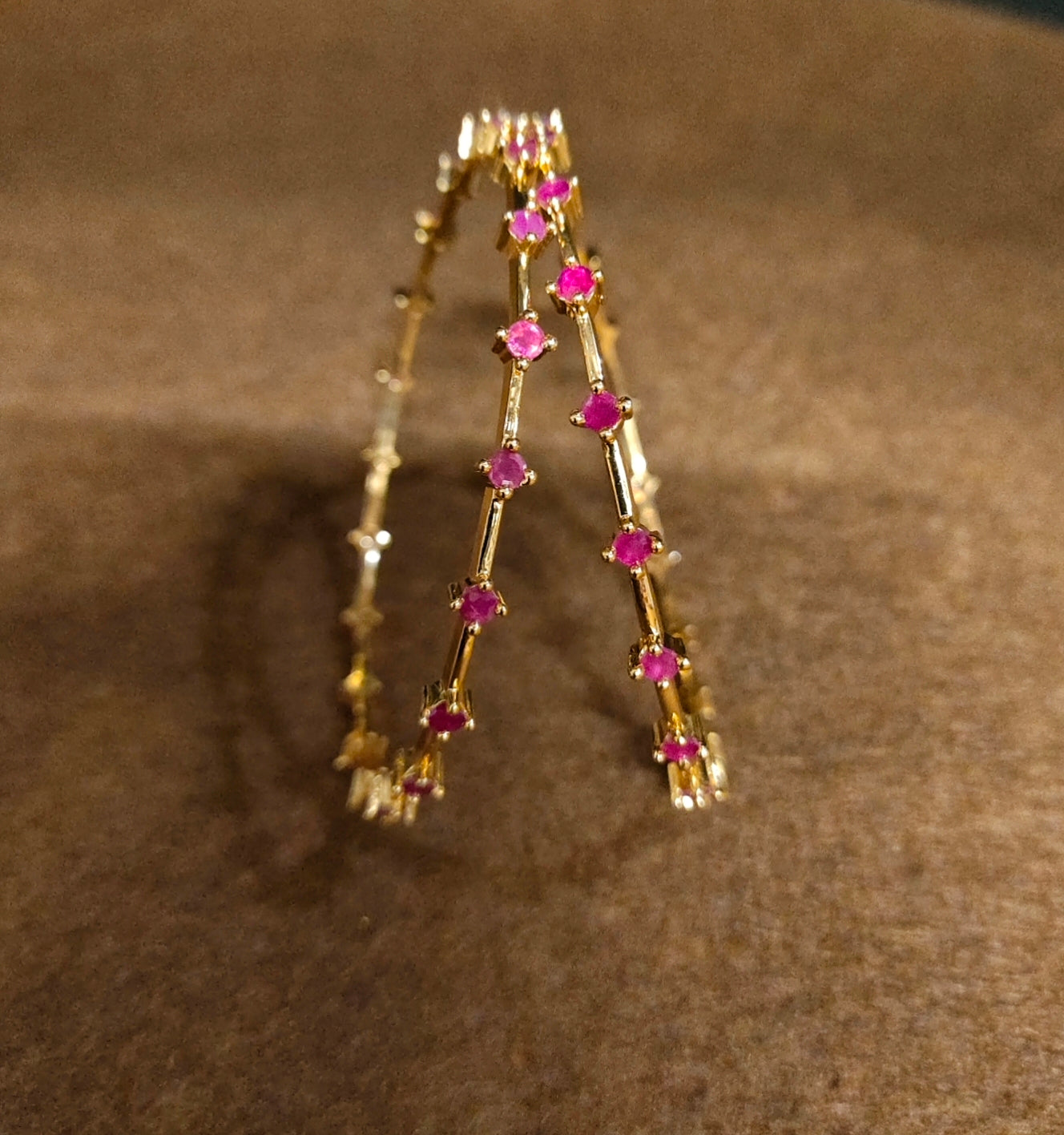BANGLES