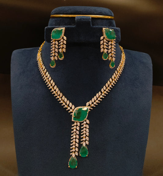 COCKTAIL DAIMOND NECKSET