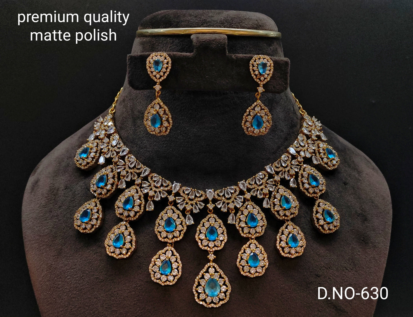 AD NECKSETS