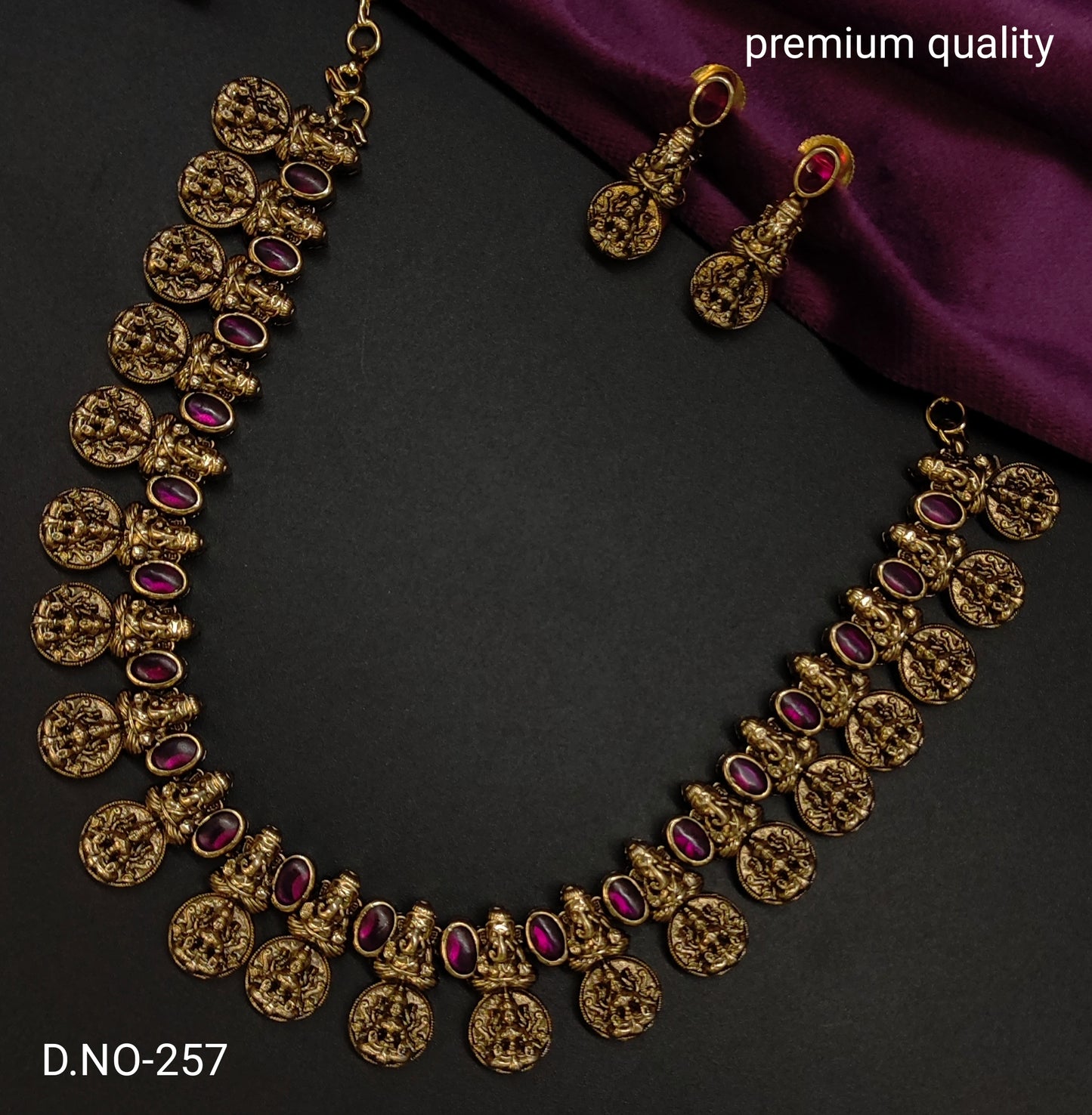 KASULU NAKSHI NECKSET
