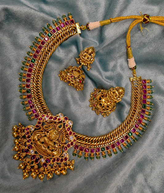 jaledi nakshi neckset
