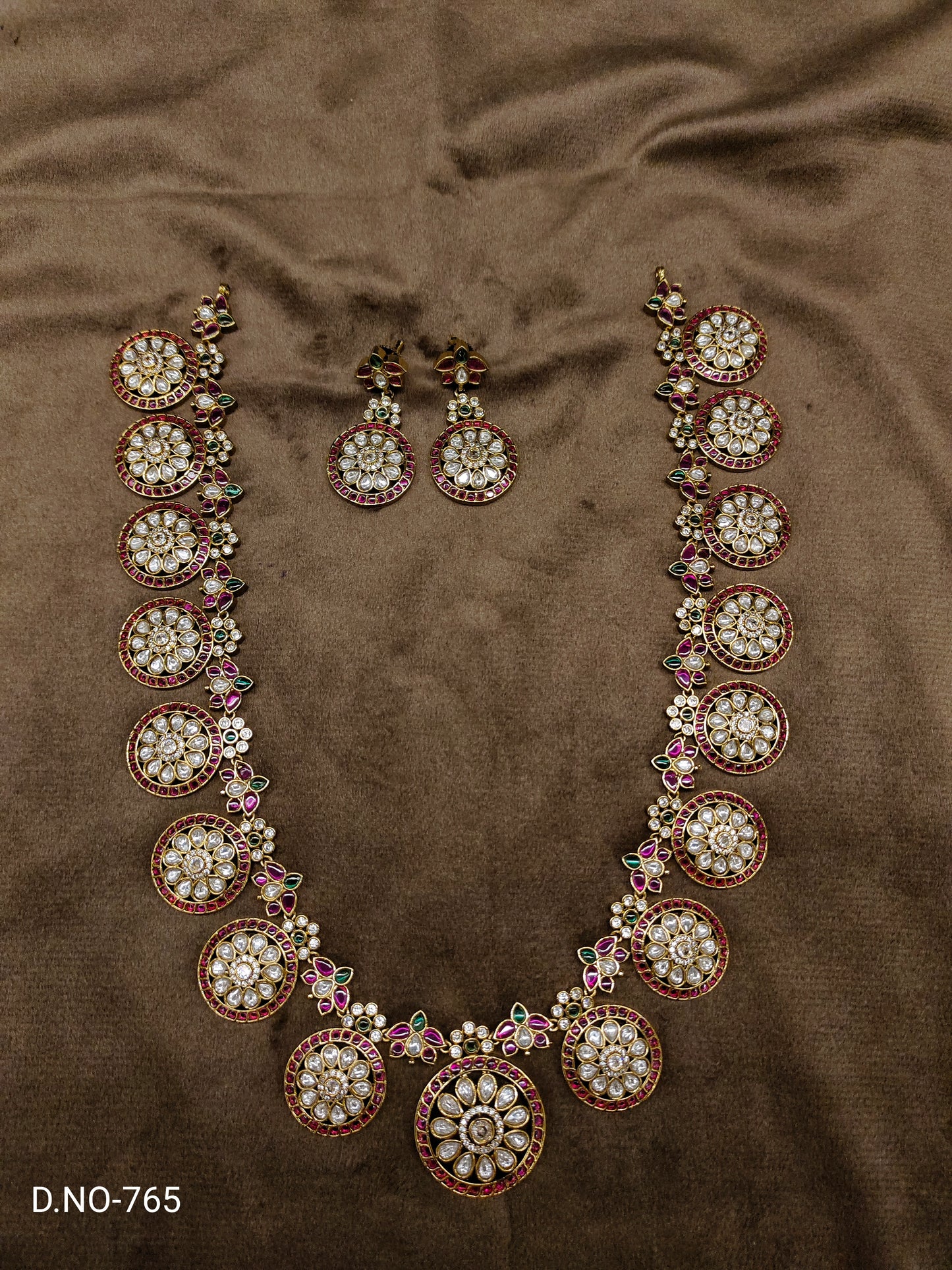 BOTTUMALLA LONG WITH FLOWER DESIGN