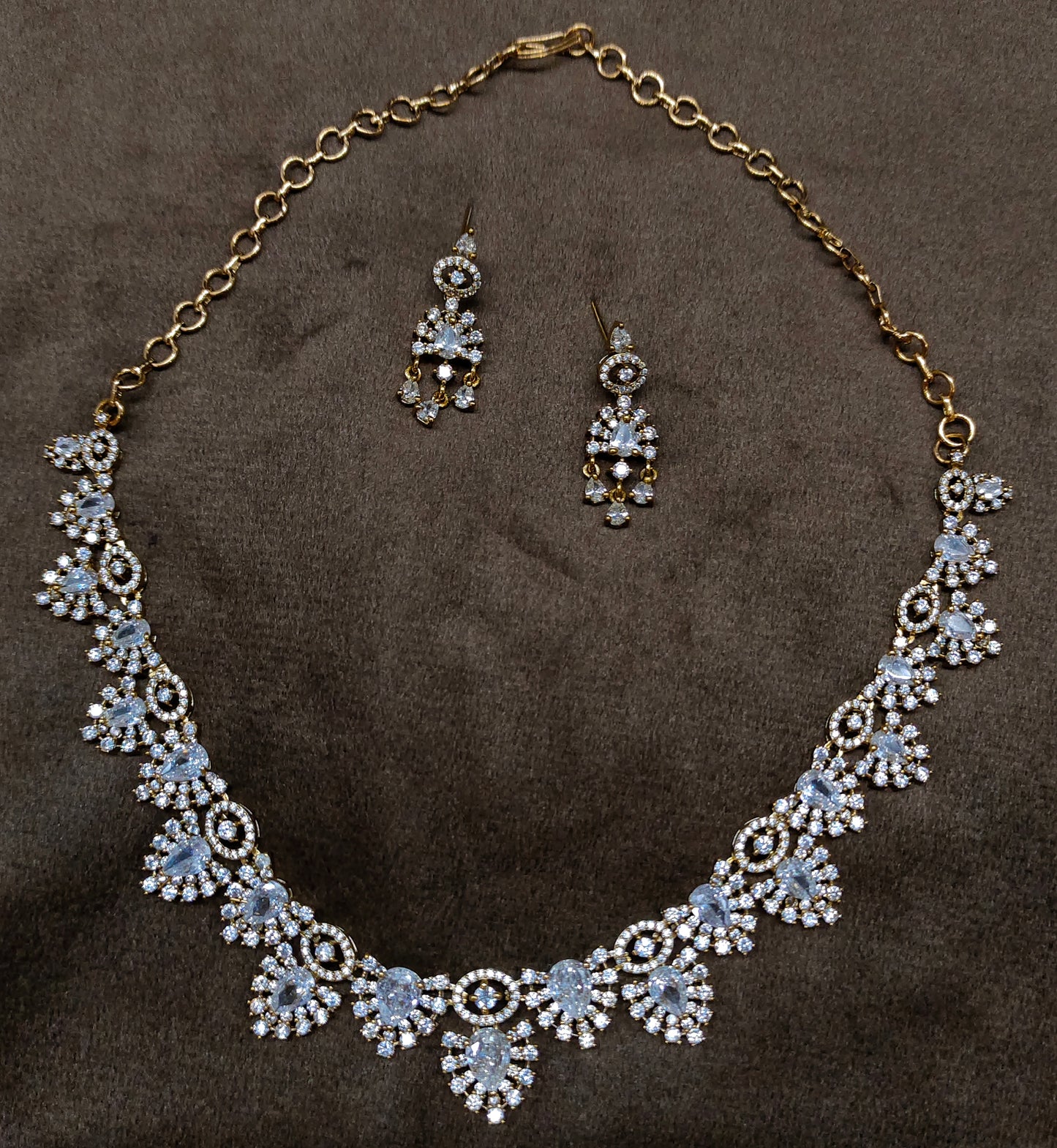AD SIMPLE NECKLACE