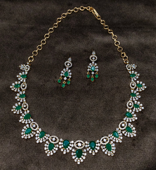 AD SIMPLE NECKLACE