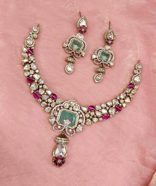 VICTORIAN MOISSANITE NECKSET