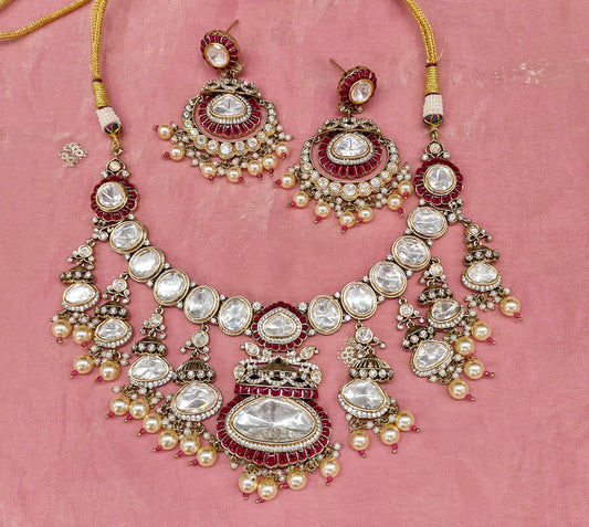 VICTORIAN MOISSANITE NECKSET