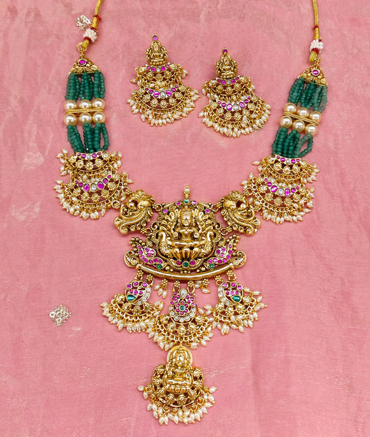 NAKSHI JADAU VINTAGE BEADS NECKSET