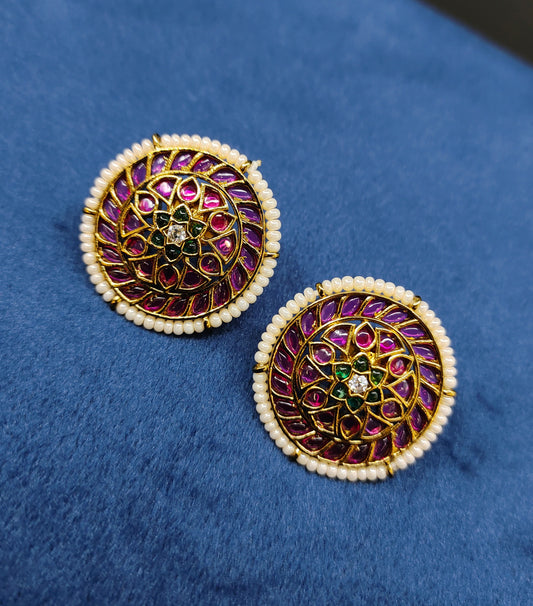 JADAU KEMPU STUDS WITH FLOWER DESIGN
