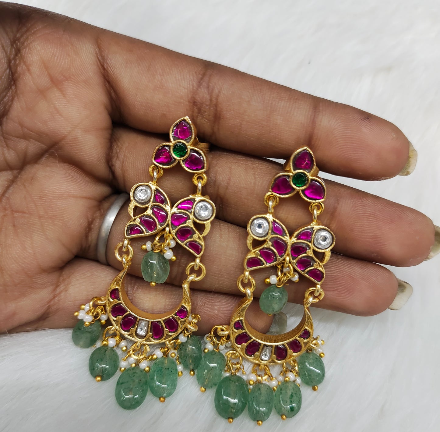 JADAU HANGING WITH PARROT DESIGN