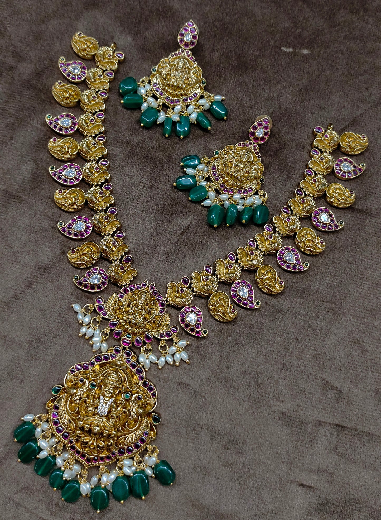 MANGO NAKSHI WITH LAXMIDEVI