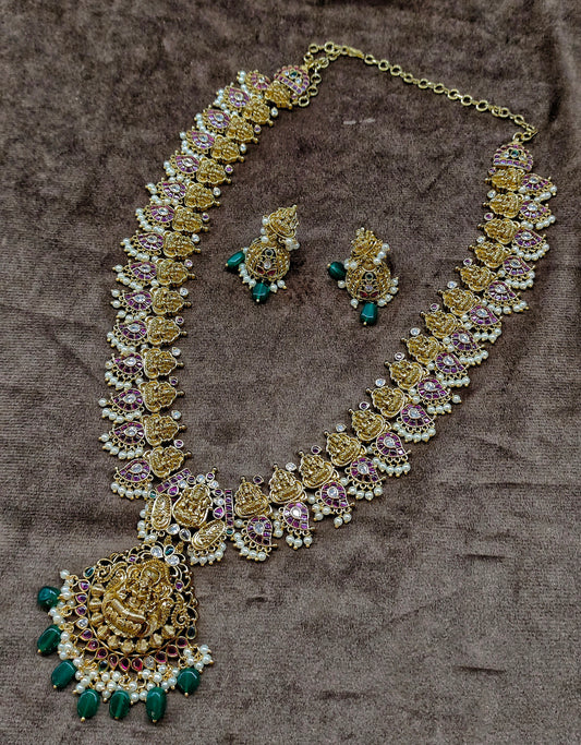 MANGO KEMPU NAKSHI LONG WITH LAXMIDEVI