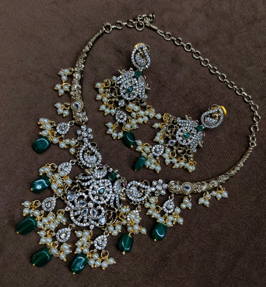 MEHNDI VICTORIAN KANTI WITH PEACOCK