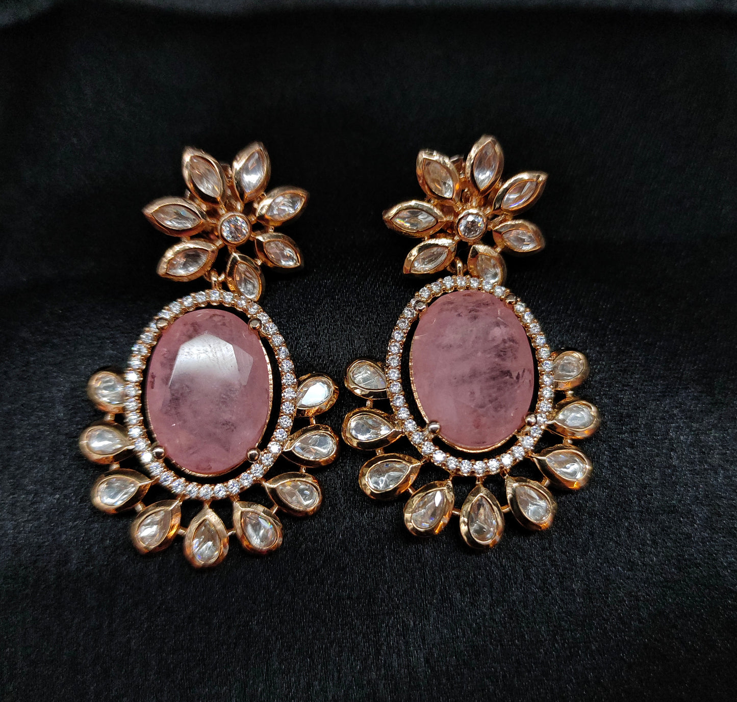 SIMPLE MOISSANITE EARINGS