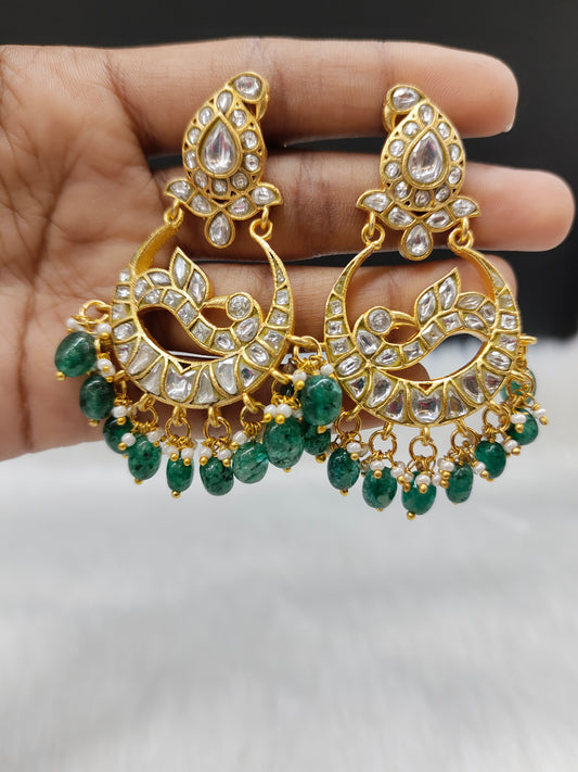 WHITE JADAU EARINGS