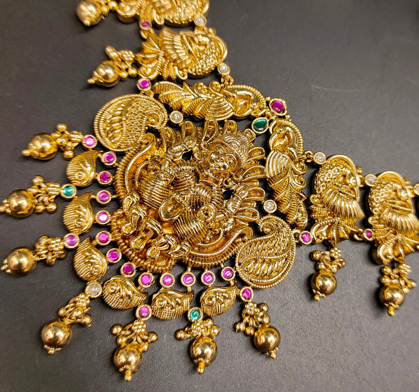 NAKSHI NECKSET