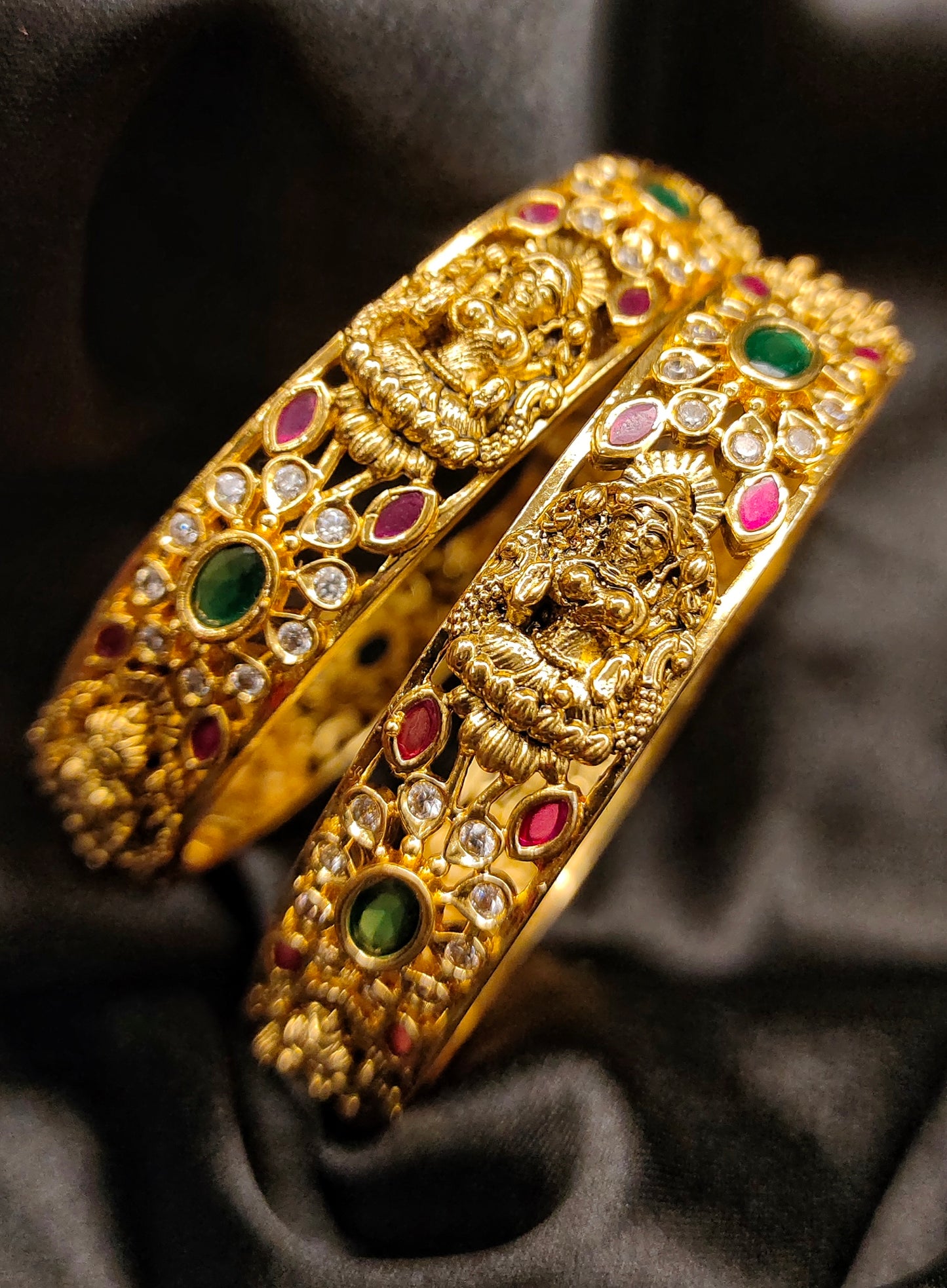 NAKSHI BANGLES