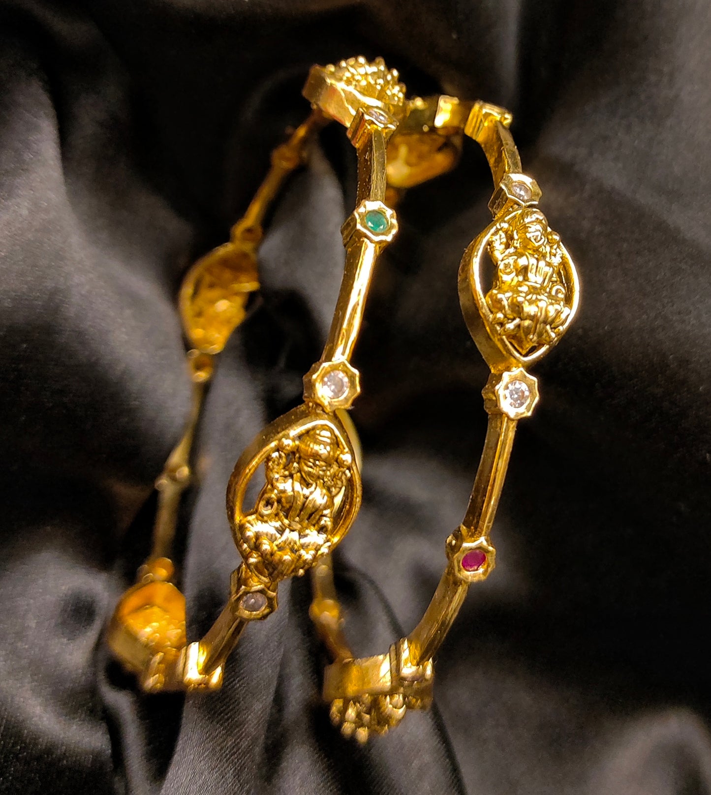 NAKSHI BANGLES