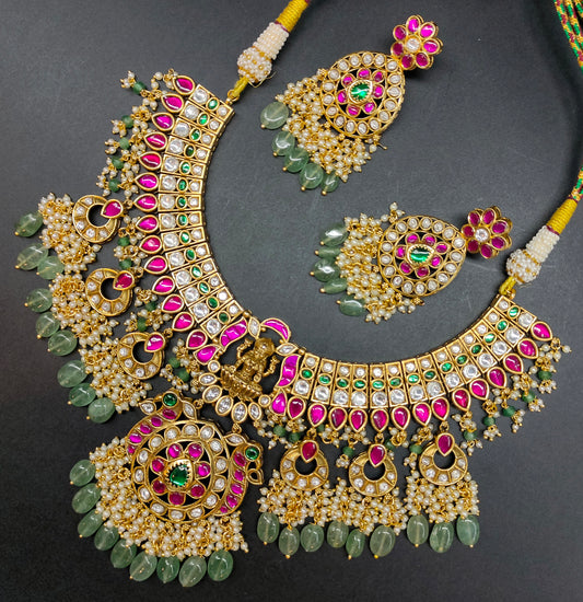 JADAU SHORT WITH PEARLS