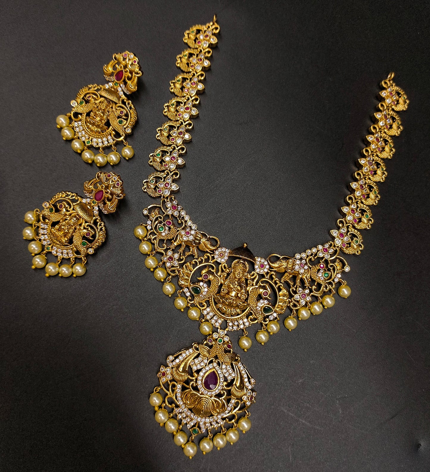 NECKSET