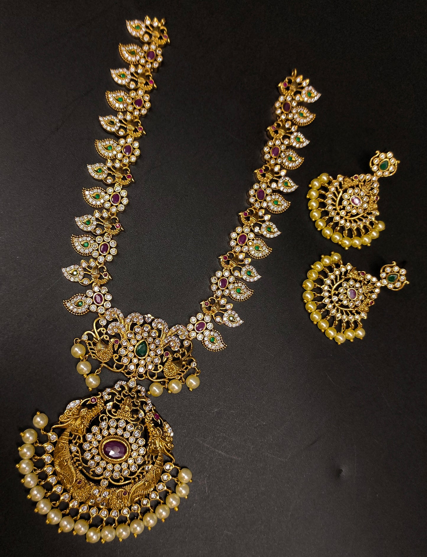 NECKSET