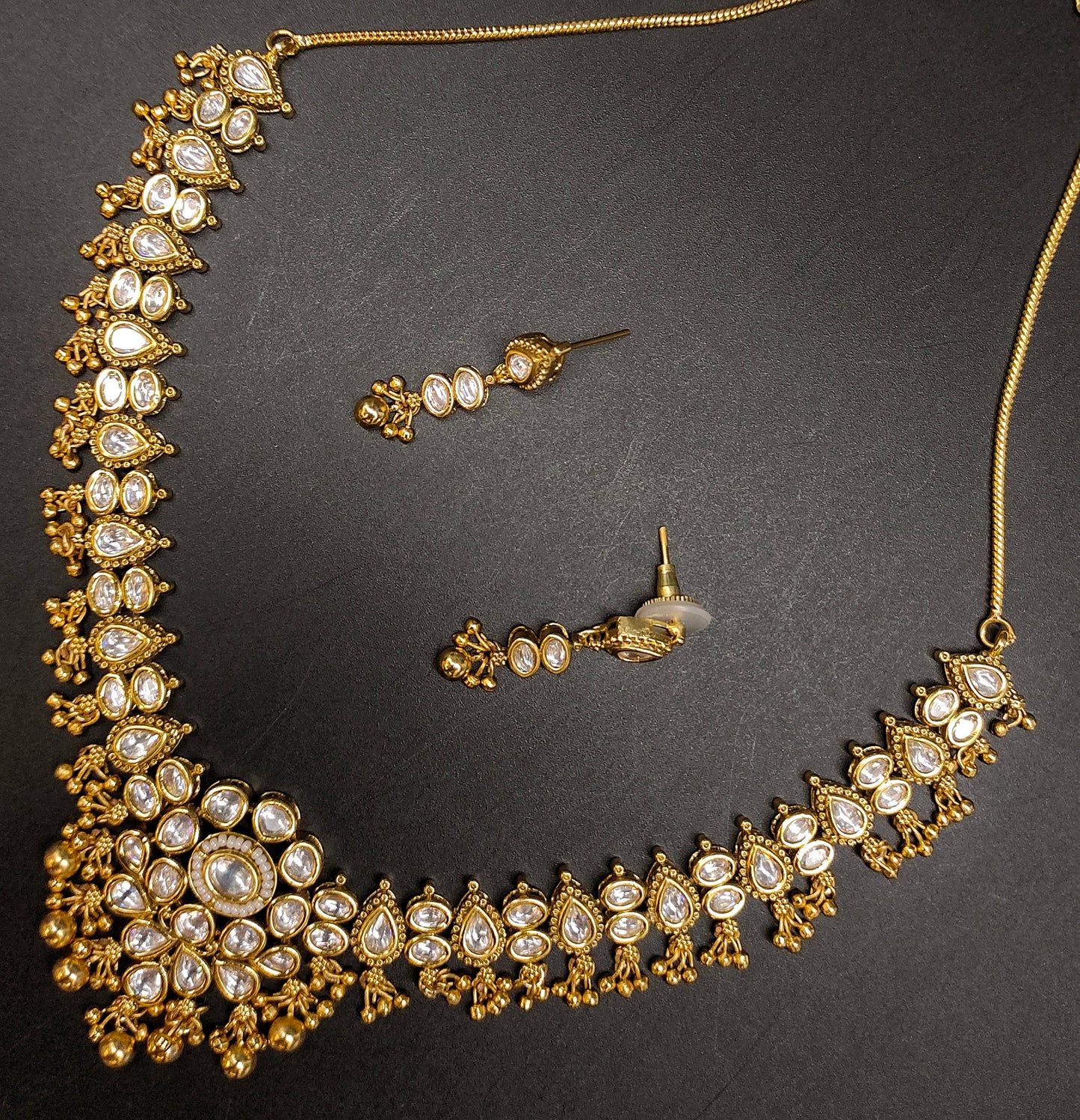 MOISSANITE NECKSET