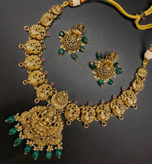 NAKSHI NECKSET