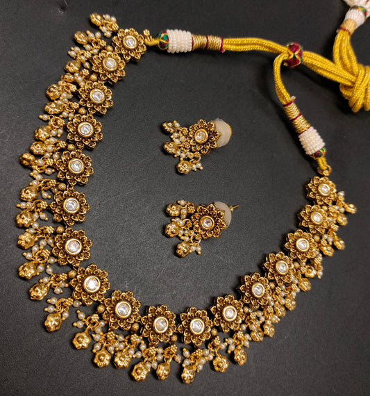 ANTIK MOISSANITE NECKSET